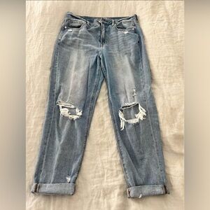 American Eagle mom jeans